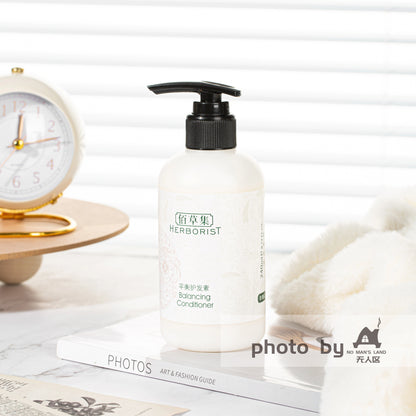 HERBORIST Shampoo &amp; Conditioner &amp; Body Lotion &amp; Shower Gel 240ML
