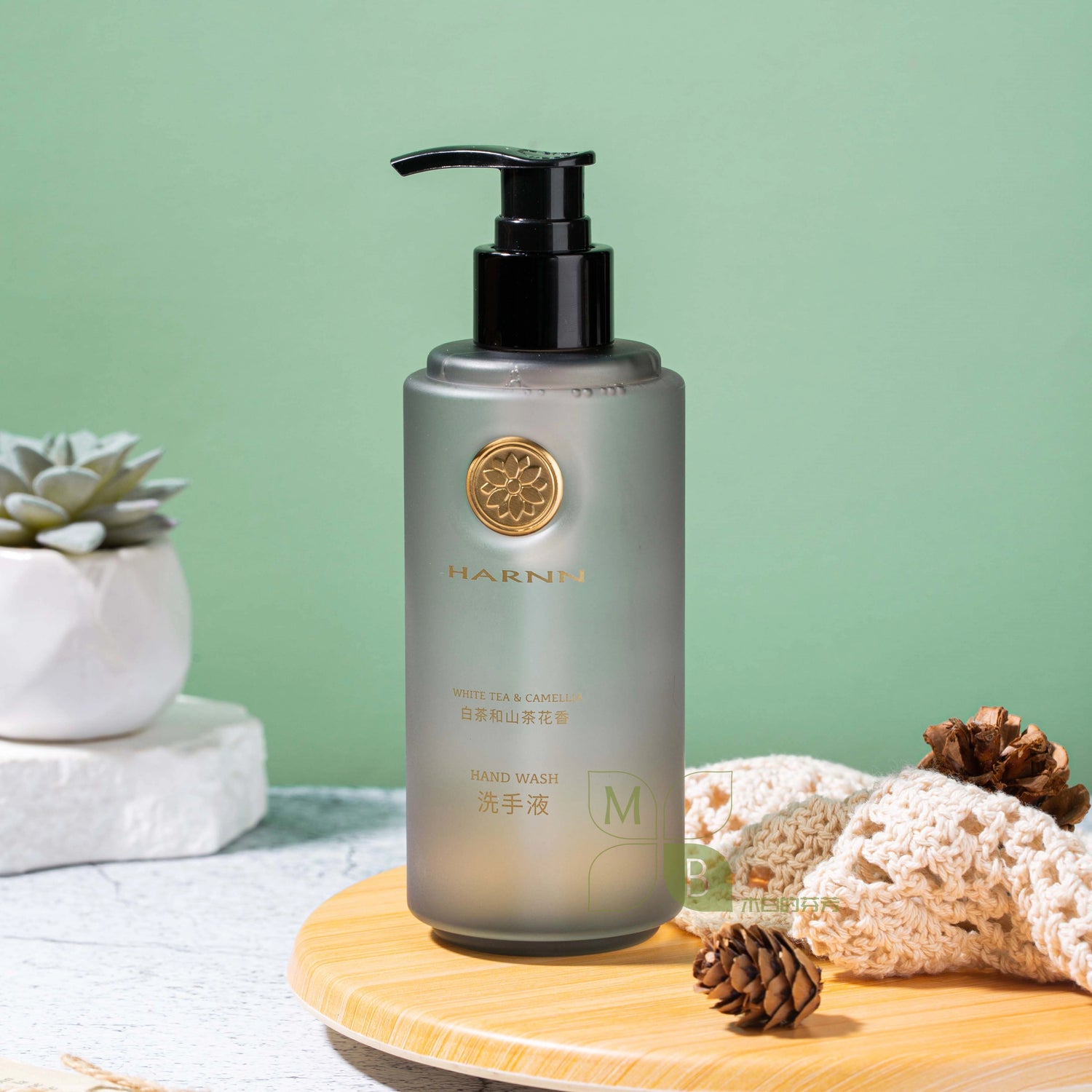 HARNN Shampoo &amp; Conditioner &amp; Body Lotion &amp; Shower Gel &amp; Hand Wash 300ML